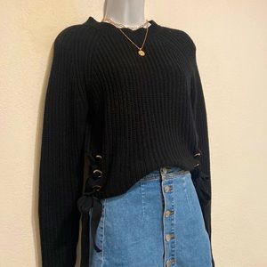 Cute Womens Guess black sweater, XS